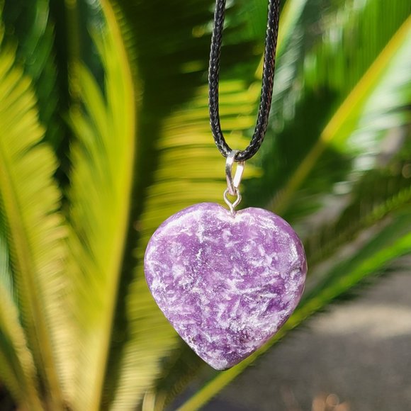 Lepidolite Gemstone Heart Pendant - Picture 3 of 5